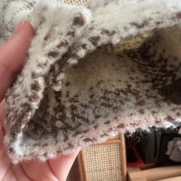 Plaid Jacket - Picture 7 of 8